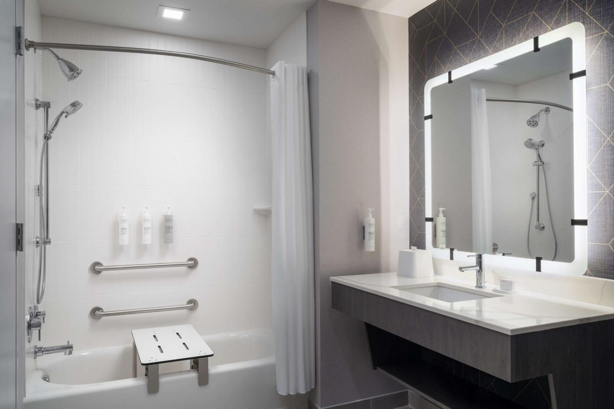 Homewood Suites By Hilton Raleigh Downtown Ngoại thất bức ảnh